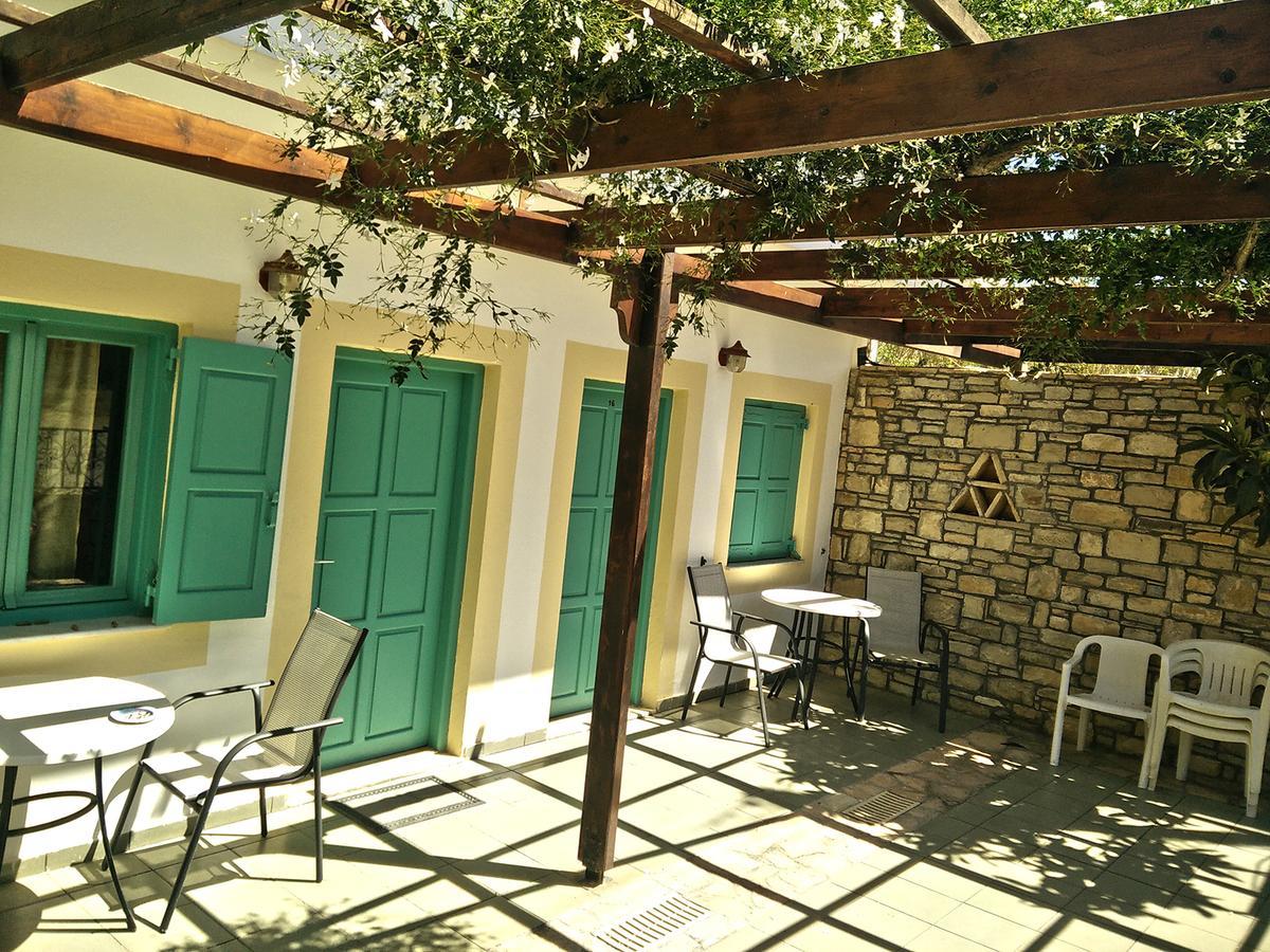Dimitris Villa Hotel Матала Экстерьер фото
