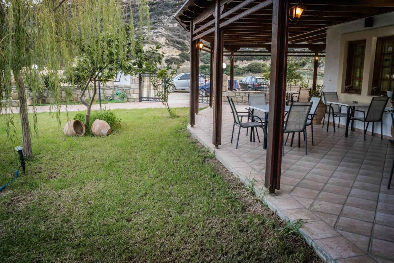Dimitris Villa Hotel Матала Экстерьер фото