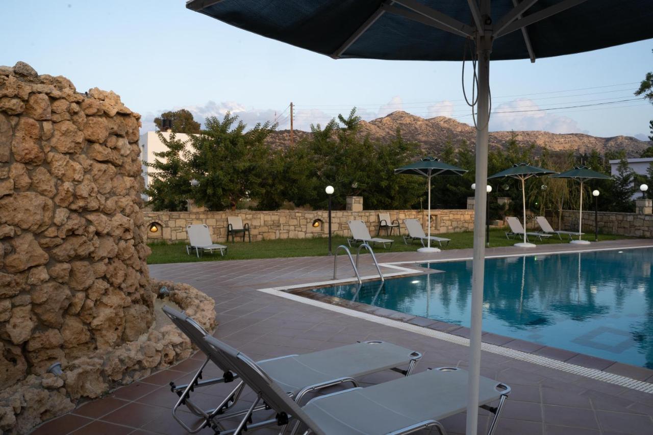 Dimitris Villa Hotel Матала Экстерьер фото